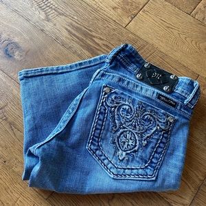 Women’s miss me Bermuda shorts size 28